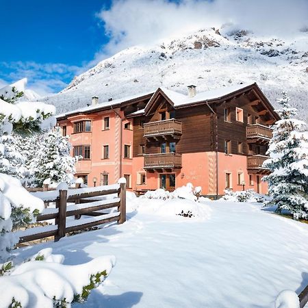 Residence Bait da Mott Livigno Extérieur photo
