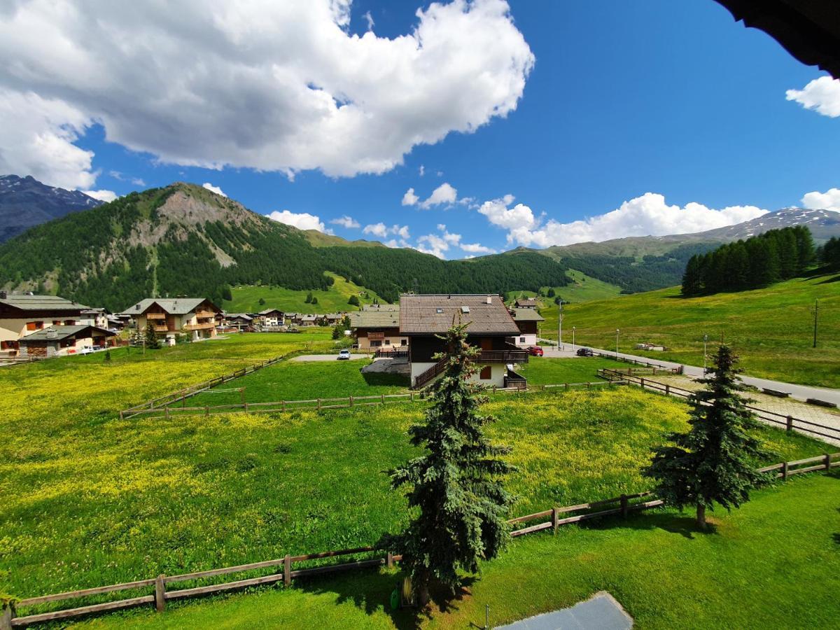 Residence Bait da Mott Livigno Extérieur photo