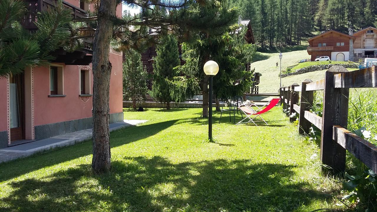 Residence Bait da Mott Livigno Extérieur photo